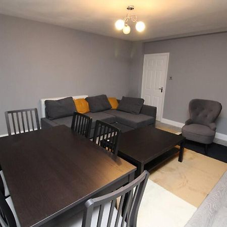 Modern 2 Bed Close To City Apartment ลอนดอน ภายนอก รูปภาพ